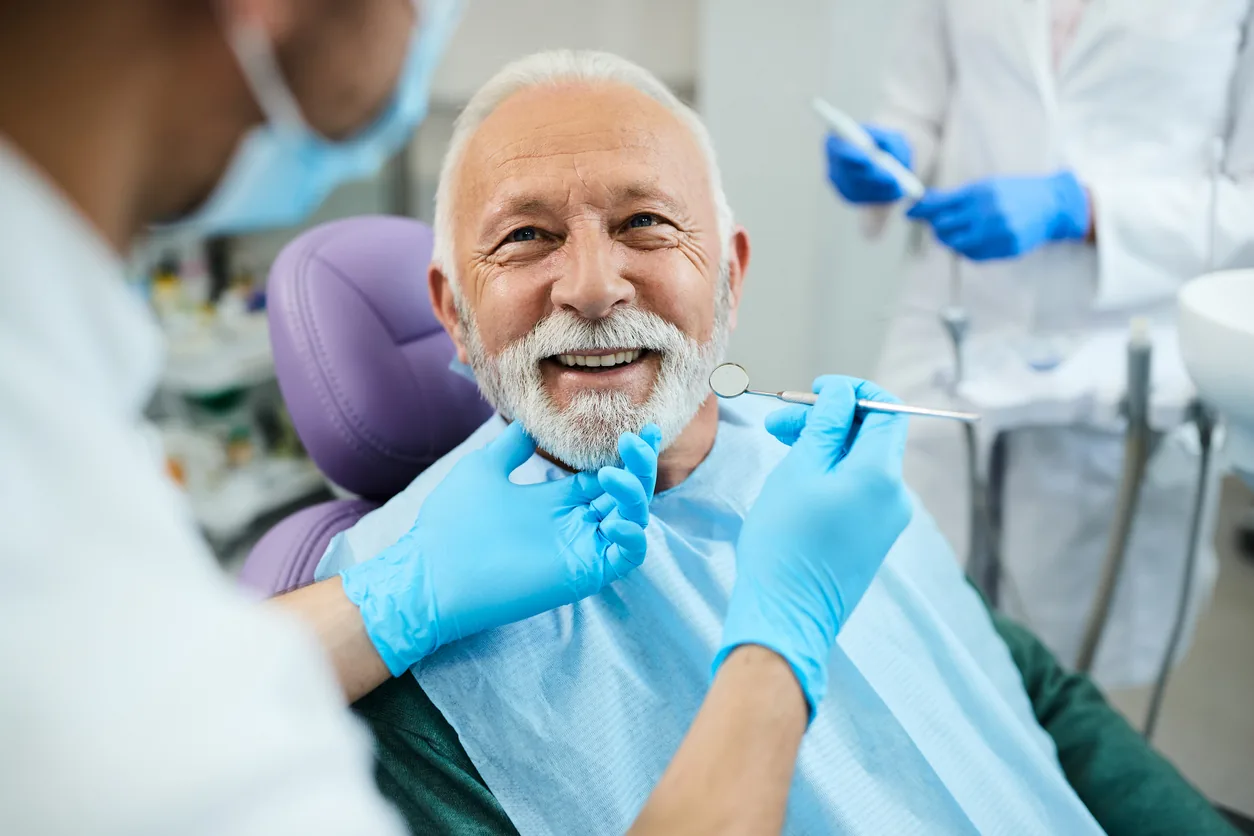 Comment prolonger la durée de vie de votre prothèse dentaire ?
